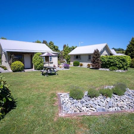 Blue Thistle Cottages Te Anau Zewnętrze zdjęcie