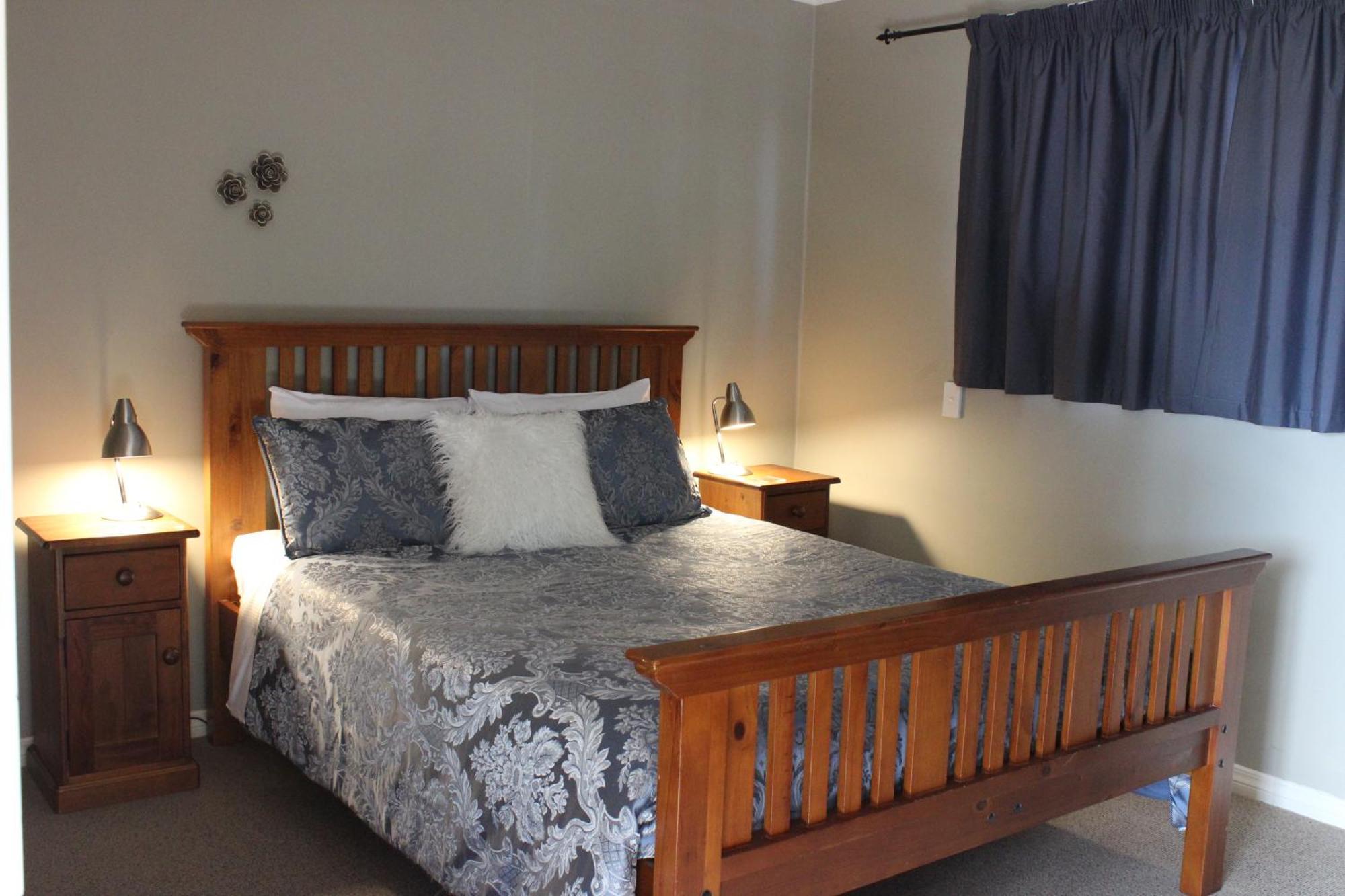 Blue Thistle Cottages Te Anau Zewnętrze zdjęcie