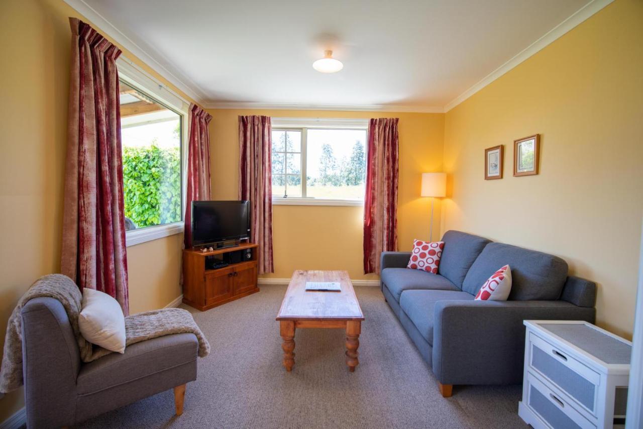 Blue Thistle Cottages Te Anau Zewnętrze zdjęcie
